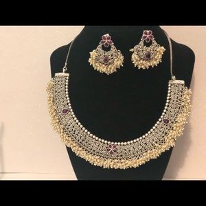 Beautiful Pearl jewelry set.